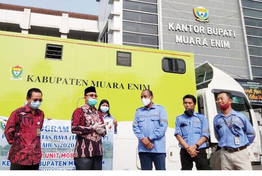 Read more about the article PT. TITAN Berikan 1 Unit Mobil Toilet Kepada Pemkab Muara Enim