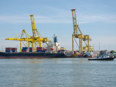 Mengenal Kapal Tongkang Batu Bara Terkemuka di Indonesia