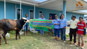 PT Bara Anugrah Sejahtera (TITAN GROUP) Membagikan Hewan Qurban Idul adha 2024 di Ring 1 Operasional Perusahaan